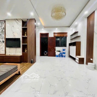 Chủ Bán Gấp Nhà 8,2 Tỷ, 43M2 5 Tầng,Tại Dịch Vọng, Cầu Giấy, Gần Cv Cầu Giấy, Ngõ Nông, Gần Phố