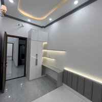 NHÀ MỚI XÂY, KHU NHÀ Ở TRƯỜNG GIANG, GIÁP P8, VĨNH LONG