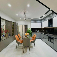 Bán Nhà Tại Đa Kao, Q1, Hcm, 68 M2, 3 Phòng Ngủ 3Wc