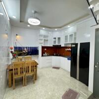 Bình Tân, Hẻm ô tô thông, Nhà 4 tầng, gần MT Lê Văn Quới, giá rẻ.
