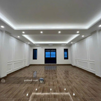 Chính Chủ Cần Cho Thuê Gấp Văn Phòng Tại Mặt Phố Đặng Thùy Trâm, Quận Cầu Giấy.diện Tích121M. Giá 12 Tr