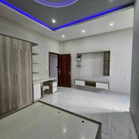 Bán Nhà Ở Đường Hoàng Diệu, Phường 8, Quận 4, Giá Bán 2 Tỷ 400 Triệu