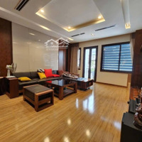 Bán Nhà Mặt Phố, Vỉa Hè, Thang Máy Nguyên Hồng, Đống Đa 5 Tầngmặt Tiền5M 28 Tỷ