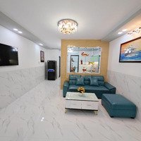 Bán Nhà Đẹp Khu Máy Nước Gần Chợ Lạc Long Quân