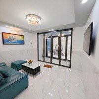 Bán Nhà Đẹp Khu Máy Nước Gần Chợ Lạc Long Quân