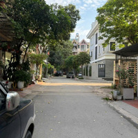 Bán Gấp - Liền Kề Văn Khê 83M2 - Kinh Doanh Đỉnh - Phân Lô - Vỉa Hè Giá Chào 18,9 Tỷ