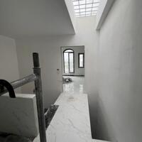 NHÀ MỚI 5TẦNG 298 NGỌC HỒI - Ô TÔ 9 CHỖ VÀO NHÀ - VIEW TRƯỜNG HỌC - 48M2 NHÚ 8TỶ