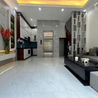 BÁN NHÀ CẦU DIỄN- 6 TẦNG THANG MÁY- PHÂN LÔ Ô TÔ ĐỖ DỪNG NGÀY ĐÊM - CÁCH VĂN TIẾN DŨNG VÀI BƯỚC CHÂN