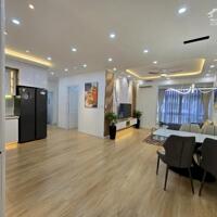 Cho thuê căn hộ sky garden 3, nhà đẹp, PMH, Q7, TK 2PN giá chỉ 12 triệu
