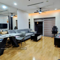 Chính Chủ Bán Căn Hộ Cc Hoà Bình Greendiện Tích90M2 - 2 Phòng Ngủ- 2 Vệ Sinh, Tặng Lại Đồ Cho Khách Mua