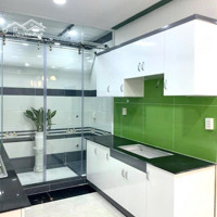Bán Gấp Căn Hộ Babylon 55M2 1 Phòng Ngủ 1 Vệ Sinhcó Sổ Hồng - 2,8 Tỷ - Liên Hệ: 0707913018