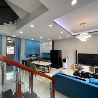 Nhà Phố Small 3 Phòng Ngủ107M2, Full Nội Thất, Đầy Đủ Tiện Nghi, 2 Mặt Thoáng Đón Gió Tự Nhiên. Giá Bán 6,3 Tỷ