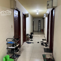 2Mt Phạm Văn Hai Tân Bình - Góc 20M - 7 Tầng Thang Máy - Hầm Ô Tô -Căn Hộ Dv Doanh Thu 300 Triệu/Tháng