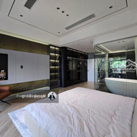 Chính Chủ Bán Gấp Biệt Thự Mễ Trì Hạ Quận Nam Từ Liêm: 200M2*Mt 12M View Vườn Hoa Thoáng Đẹp