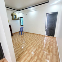 Nhà Mới 4 Tầng, 4 Phòng Ngủnguyễn Công Hòa, Có Sân Cổng
