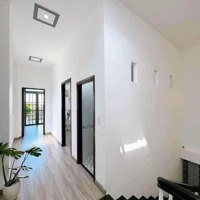 Thanh Lý Gấp Nhà Bà Hom, Quận 6. Giá Bán 2,65 Tỷ,Diện Tích56M2, Lh Như 0766372453, Hẻm Xe Hơi 5M, Đường Rộng