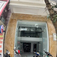 Nhà Lạc Long Quân, Tây Hồ - Lô Góc 2 Mặt Thoáng, Thang Máy, 4 Làn Ô Tô Tránh