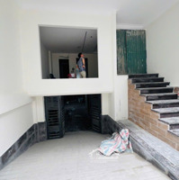 Nhà 7 Tầng Thang Máydiện Tích81 M2 -Mặt Tiền5.3M - 11 Phòng Ngủ Khép Kín - Ngõ 10 Võng Thị, Q Tây Hồ