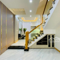 Đi Nước Ngoài Định Cư Bán Gấp Nhà Ở Đường Cao Thắng, Phường 3, Quận 3, Giá Bán 3 Tỷ