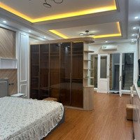 Bán Nhanh! Phân Lô Trần Quốc Hoàn, Ô Tô Tránh Dừng Đỗ, Ngõ Thông, Full Tiện Ích, Kd Đỉnh, 48M*6T