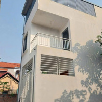 Nhà Đông Anh 2,5 Tầng Ngõ Oto Thông Thoáng Chỉ Việc Xách Vali Vào Ở