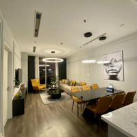 Xem Nhà 24/7. Cho Thuê Căn 4 Ngủ 3 Vệ Sinh200M2 Đủ Đồ Tại Discovery Complex Giá Bán 32 Triệu. 0917.:748,;822