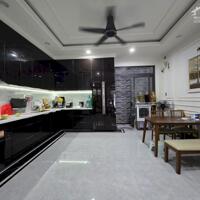 Cần bán gấp Nhà Hẻm xe hơi Lê Đình Quản Cát Lái Thủ Đức, 80m2, 4 tầng , chỉ 10 tỷ XXX