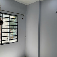 Bán Gấp Nr 10.5M2 Tại Lạc Long Quân, P 10, Tân Bình, 1,65 Tỷ