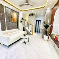 Bán Nhà Riêng Đường Rộng Nguyễn Kiệm - P4 - Q. Pn Gần Công Viên Gia Định 3Tỷ2/67,5M2 Cho Thuê 18 Triệu