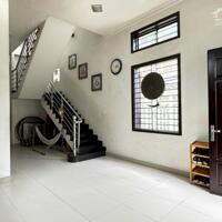 Sang gấp nhà ngay MT Châu Văn Liêm, P14, Q5. Giá cắt lỗ 5tỷ6/căn 75m2, 1T2L. SHR. Gần chợ Phùng Hưng