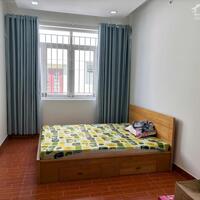CHÍNH CHỦ cần sang nhanh nhà ngay MT Đặng Văn Ngữ, P10, Phú Nhuận. Giá chỉ còn 4tỷ9/căn 92m2. Sổ riêng