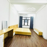Nhỉnh 8Tỷ!Bán Nhà Phân Lô, Vỉa Hè, Ô Tô Tránh,Diện Tích30M2*4T-Khuất Duy Tiến- Nguyễn Xiển