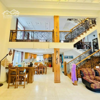 Bán Biệt Thự 1T3L Mặt Tiền Đường Phường 2 Gần Biển Bãi Sau Tp.vt 6 Phòng Ngủfull Nội Thất Giá Bán 27Tỷcó Thương Lượngmạnh