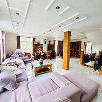 Bán Biệt Thự 1T3L Mặt Tiền Đường Phường 2 Gần Biển Bãi Sau Tp.vt 6 Phòng Ngủfull Nội Thất Giá Bán 27Tỷcó Thương Lượngmạnh