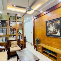  TRUNG TÂM CẦU GIẤY - NHÀ ĐẸP MÊ LY  Full nội thất đẹp, chỉ việc xách vali về ở!