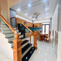 Bán Nhà Hẻm Nguyễn Trãi Q5. 48M2/2Tỷ950. Hẻm Ô Tô Sổ Hồng Riêng Chính Chủ. Nhà Trống