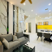 Bán Gấp Căn Nhà Đẹp Nở Hậu Ở Đường Cô Giang, Phú Nhuận - 43,5M2 Giá Chỉ 1 Tỷ 900 Triệu