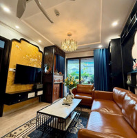 Cho Thuê Ch 3Pn+1 Full Nội Thất Đẹp ,Xịn Tại Sunshine Center, Sẵn Slot Ô Tô , Liên Hệ: 0889053282