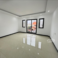 Bán Nhà Bát Khối Long Biên Thang Máy, Gara Oto, Đường Thông, Giá Tốt. D.tích = 52M. M.tiền = 5M.
