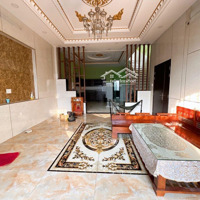 Bán Nhà 2 Tầng 120M2 Full Thổ Cư Hoàn Công Lã Xuân Oai Quận 9 Chỉ 4 Tỷ X