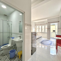 Khai Trương 2 Căn Hộ Ban Công Siêu Mới Đối Diện Đầm Sen - Hoà Bình Quận 11 Hẻm Oto Giáp Tân Bình
