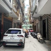 Bán Nhà Phân Lô Trần Quốc Hoàn, Cầu Giấy, Vỉa Hè 2 Ôtô Tránh Ngõ Thông Kinh Doanh, Giá Bán 13.99 Tỷ