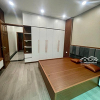 Bán Nhà Phường Ngọc Lâm,Lb Gần Ngay Cầu Chương Dương Mới Tinh- 4 Phòng Ngủ -Full Nội Thất Chỉ 6Tỷ2