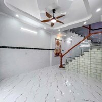 Nhà 1 trệt 2 lầu KDC Thới Nhựt 1, nằm kế chợ An Khánh