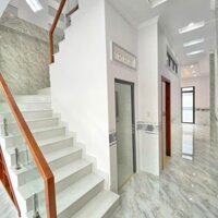 Nhà trệt lầu 3 phòng ngủ, KDC Phú An đường Võ Nguyên Giáp