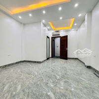 Nhà Đẹp Nguyễn Khánh Toàn - 46M - 5 Phòng - Ngõ Thoáng - 40M Ra Ô Tô Tránh - Giá Bán 10.2 Tỷ