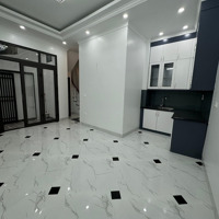 Bán Nhà Lĩnh Nam Thang Máy Mặt Tiền Siêu Rộng Ngay Phố 36M2 Giá Bán 6,99Tỷ