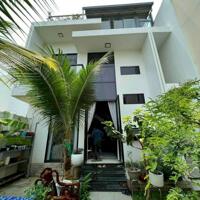 Bán căn Biệt Thự đẹp gần Cơ Sở 5 Lạc Hồng, Bửu Long, 300m2, giá 11 tỷ.