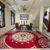 Bán Biệt Thự Lô Góc Phố Cầu Giấy Ô Tô Tránh Kinh Doanh Đỉnh Diện Tích: 150M Giá: 40 Tỷ (Có T