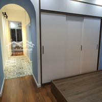 Tập Thể Tầng 2 Mới Full Nội Thất Trung Tâm Đắc Địa Quận Đống Đa - 2 Thoáng - 65M2 - 2 Phòng Ngủ- 1Vs